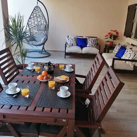 Inema House Iberlagos شقة