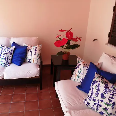 Inema House Iberlagos شقة لاغوس