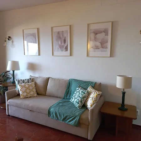 Inema House Iberlagos شقة لاغوس