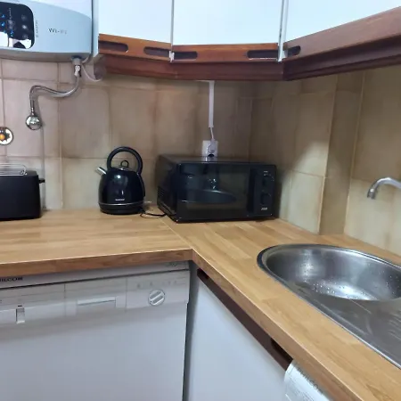Inema House Iberlagos شقة لاغوس