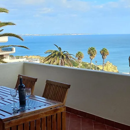 شقة Inema House Iberlagos