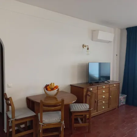 Apartment Inema House Iberlagos
